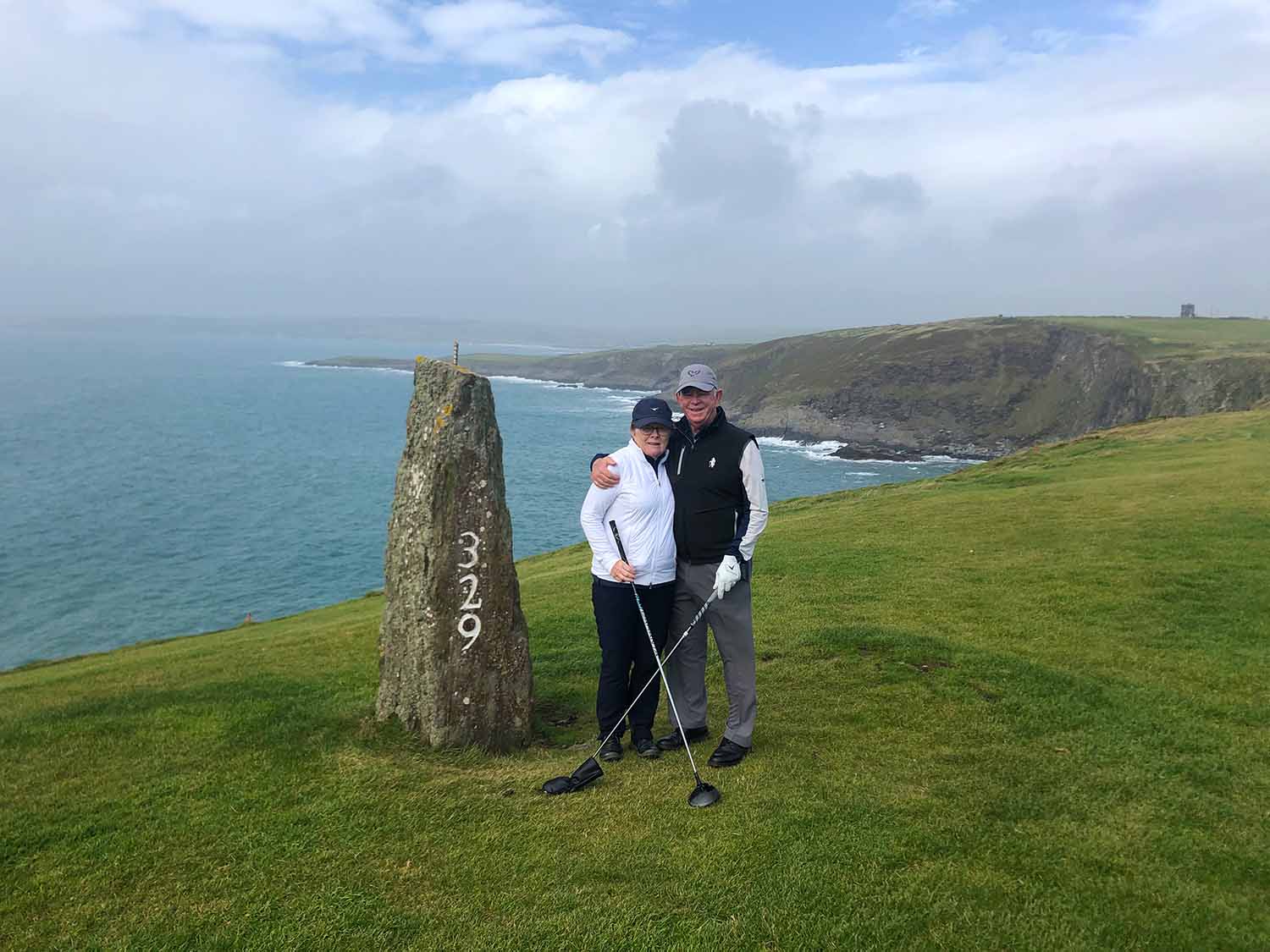 milestone-birthday-golf-trip Golfers celebrating 70th birthday in Ireland