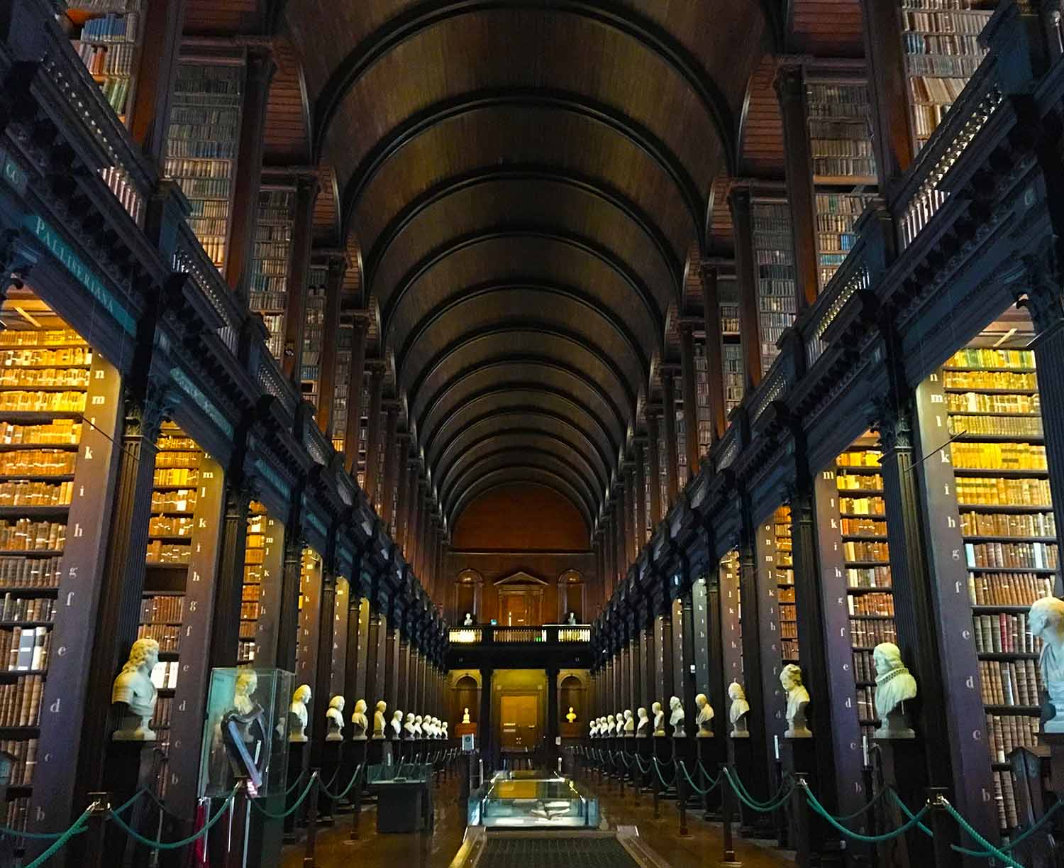trinity-library-dublin-1 Trinity Library in Dublin
