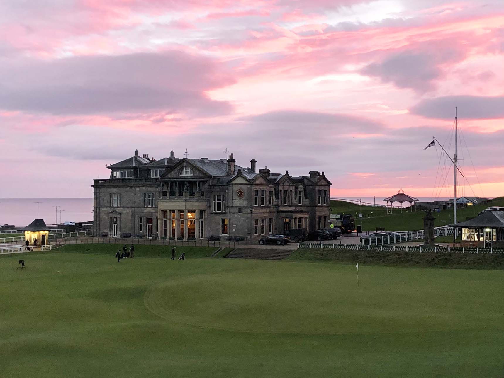 12 Royal Golf Clubs to Play in Scotland, Ireland and England